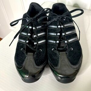 Brand new Adidas sneakers in Black!